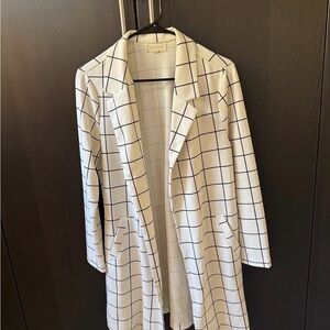 MELLODAY White and Black Grid Coat